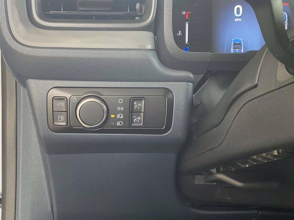 2026 White Ford Maverick XL FWD Truck