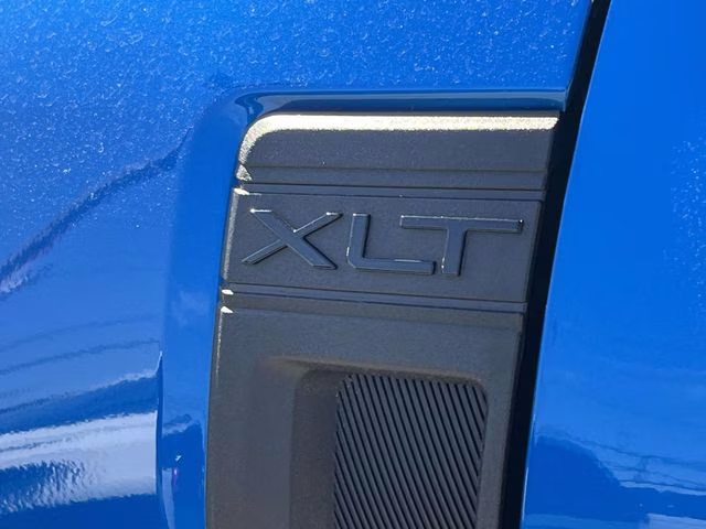 2025 Blue Ford Maverick XLT AWD Truck