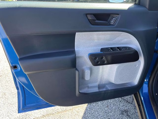 2025 Blue Ford Maverick XLT AWD Truck