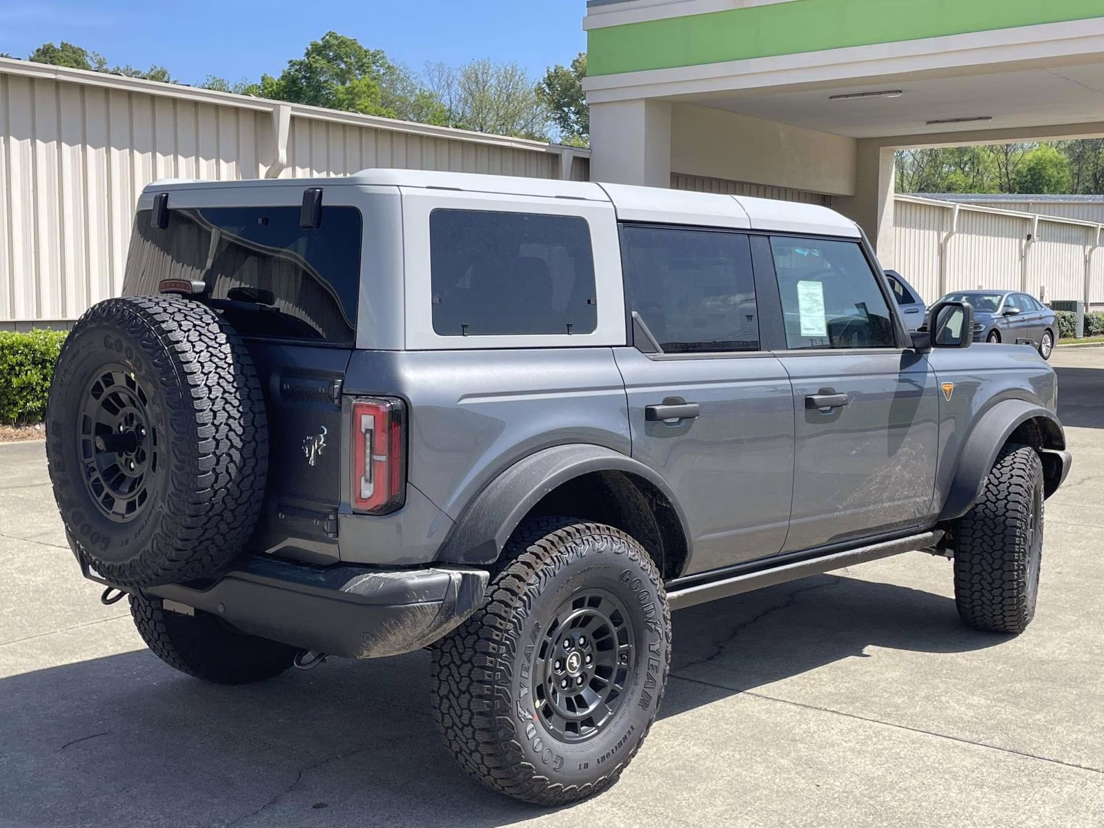 2026 Grey Ford Bronco Badlands 4X4 SUV