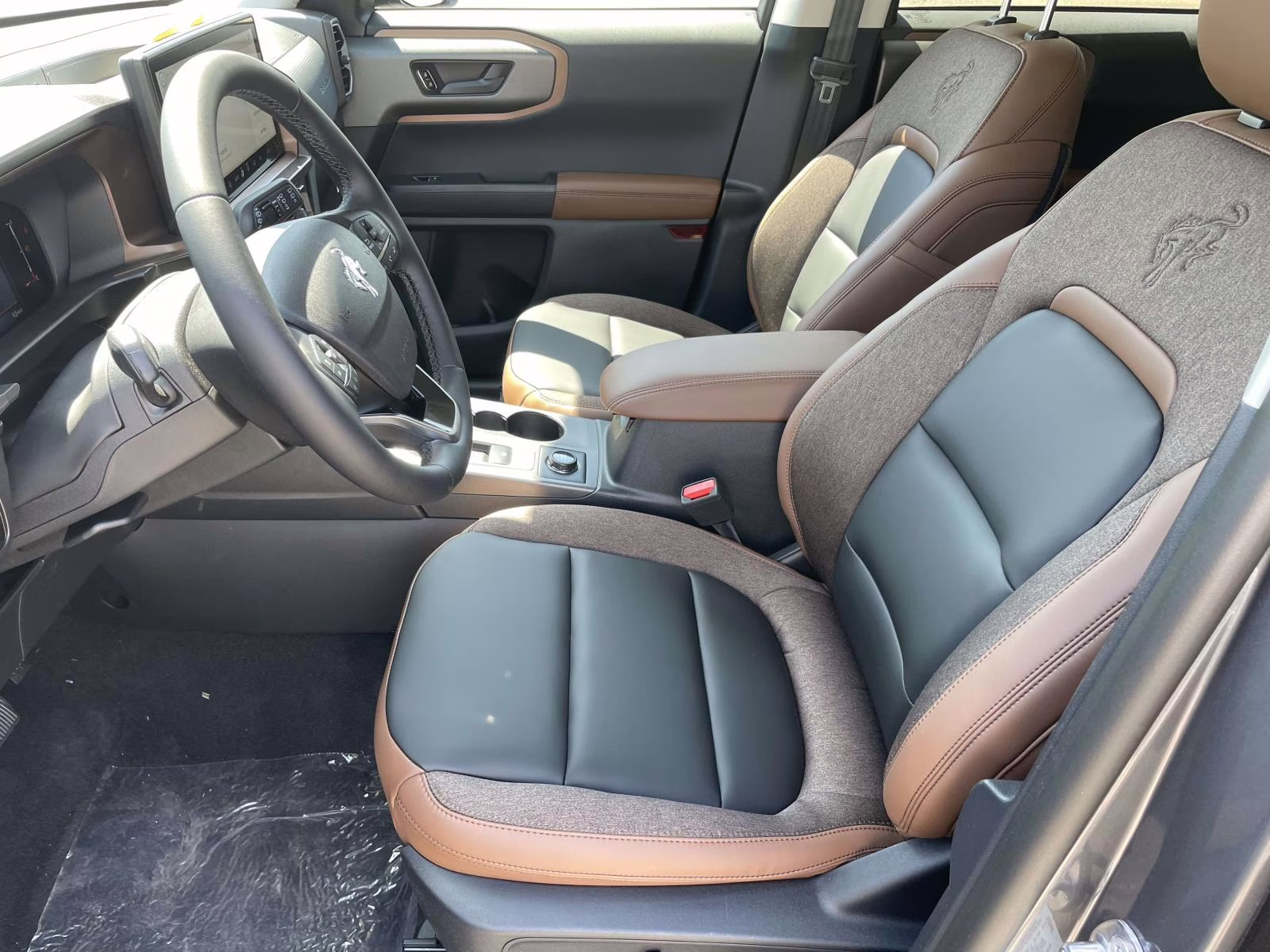 2026 Carbonized Gray Metallic Ford Bronco Sport Outer Banks 4X4 SUV