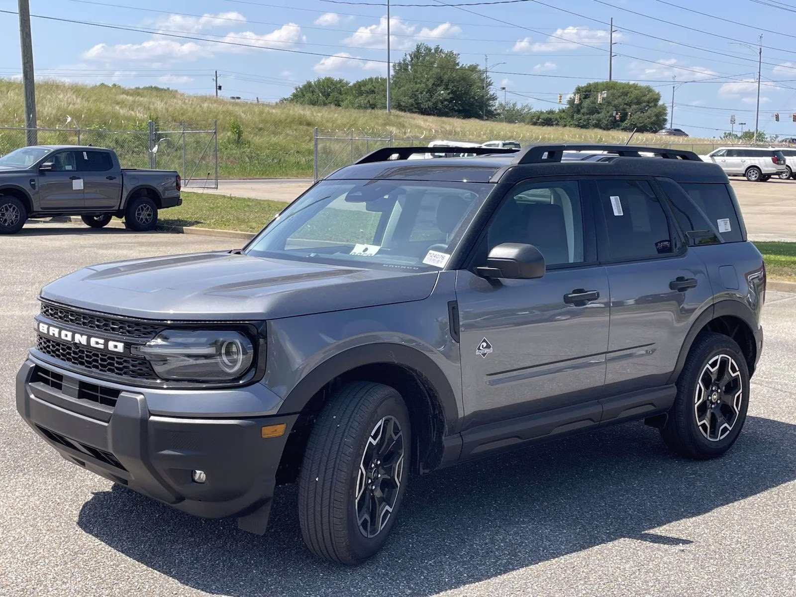 2026 Carbonized Gray Metallic Ford Bronco Sport Outer Banks 4X4 SUV