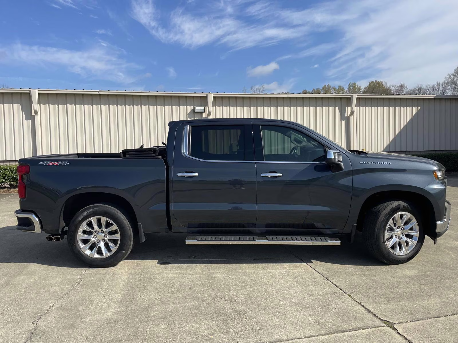 2020 Shadow Gray Metallic Chevrolet Silverado 1500 LTZ 4X4 Truck