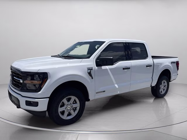 2026 Oxford White Ford F-150 XLT 4X4 Truck