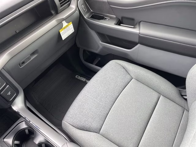 2026 Oxford White Ford F-150 XLT 4X4 Truck