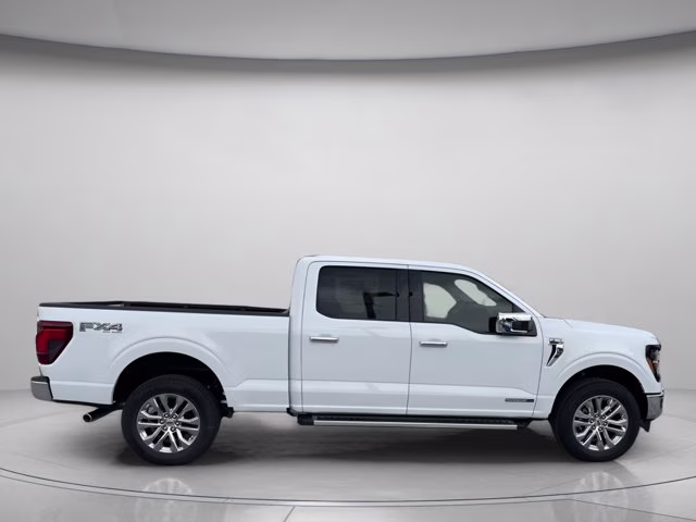 2026 Oxford White Ford F-150 XLT 4X4 Truck