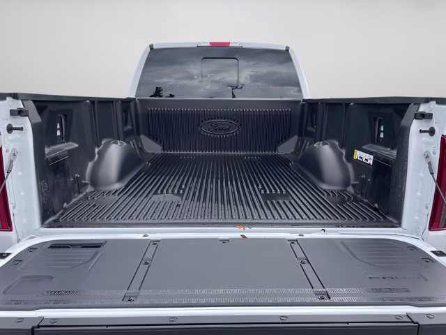 2026 Oxford White Ford F-150 XLT 4X4 Truck