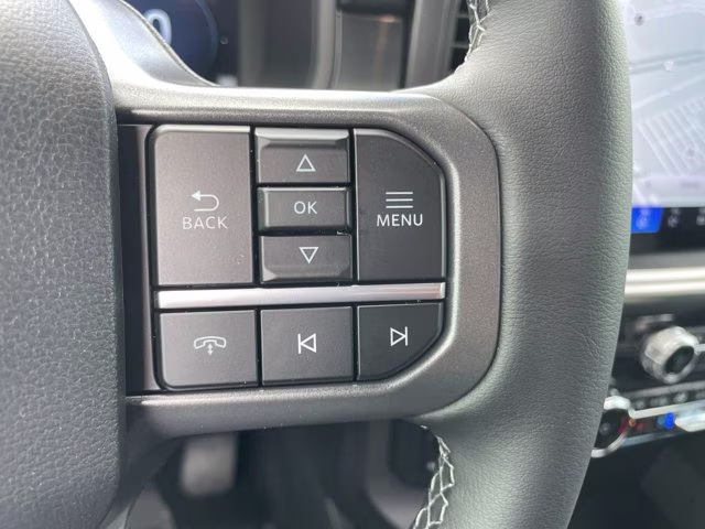 2026 Avalanche Ford F-150 LARIAT 4X4 Truck