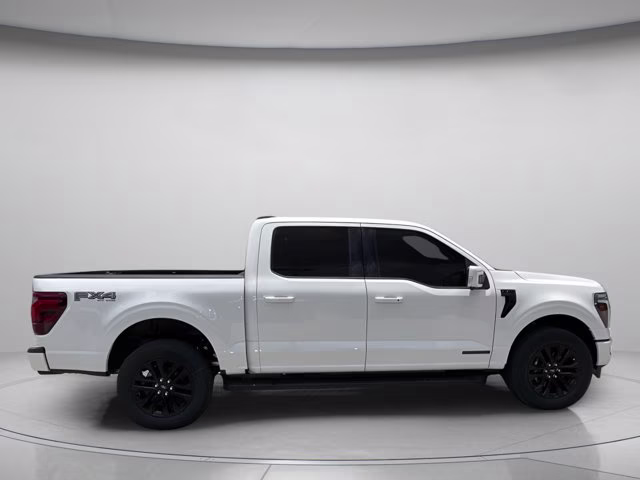 2026 Star White Metallic Tri-Coat Ford F-150 Lariat 4X4 Truck