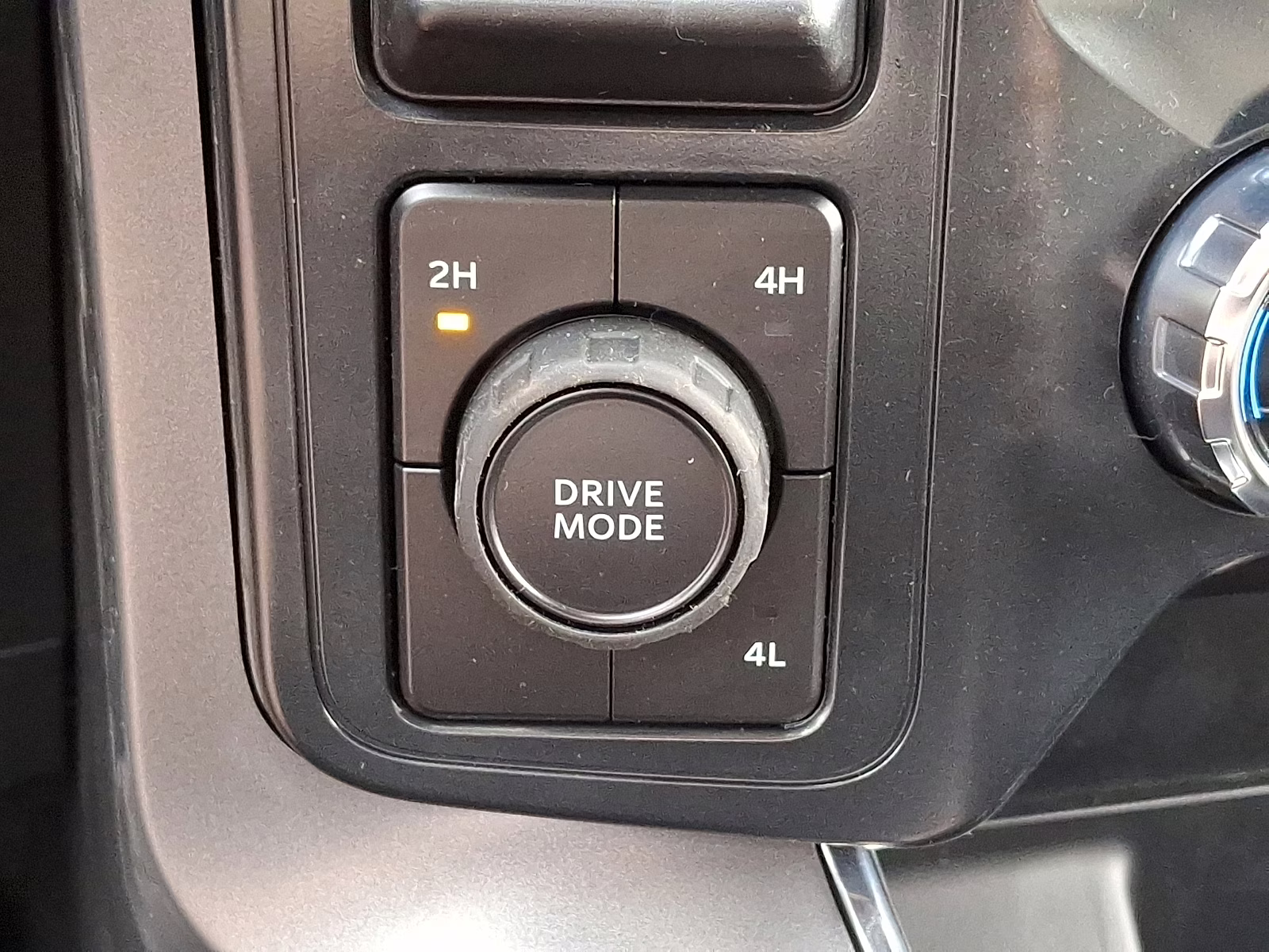 2026 Agate Black Metallic - UM Ford F-150 XLT 4X4