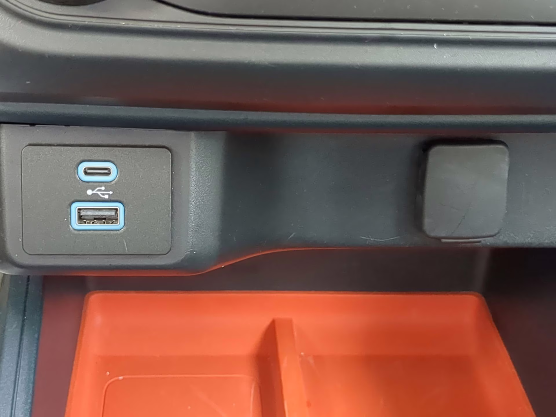 2024 Atlas Blue Metallic Ford Maverick XLT Crew Cab Pickup FWD Truck