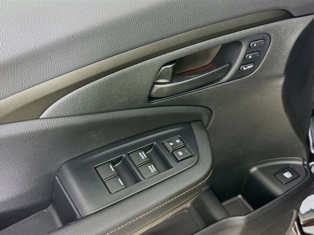 2026 Crystal Black Pearl Honda Ridgeline TrailSport AWD Truck