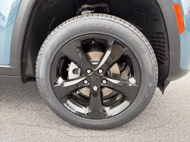 2026 Steel Blue Jeep Grand Cherokee Limited 4X4 SUV