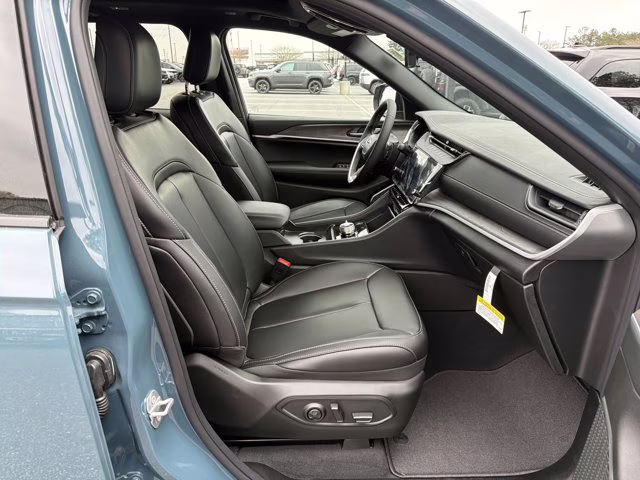 2026 Steel Blue Jeep Grand Cherokee Limited 4X4 SUV