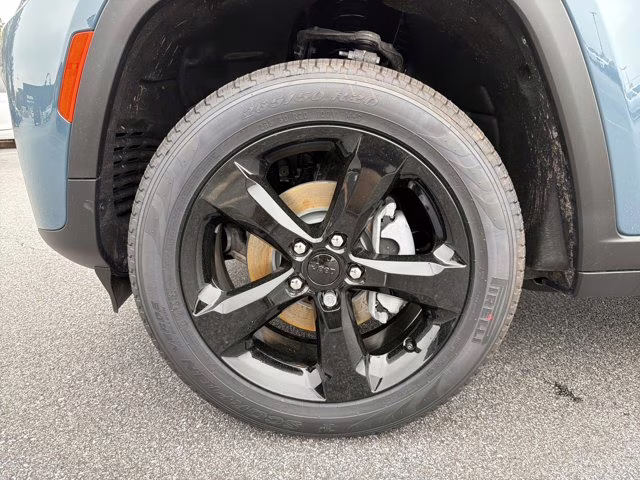 2026 Steel Blue Jeep Grand Cherokee Limited 4X4 SUV