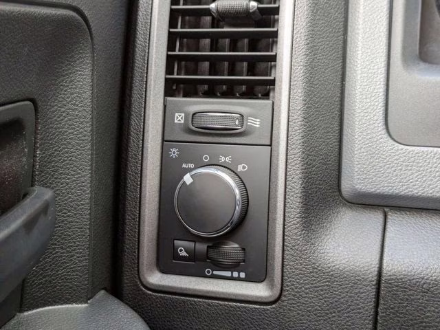 2019 Bright White Clearcoat Ram 1500 Classic Tradesman 4X4 Truck