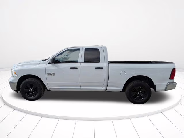 2019 Bright White Clearcoat Ram 1500 Classic Tradesman 4X4 Truck