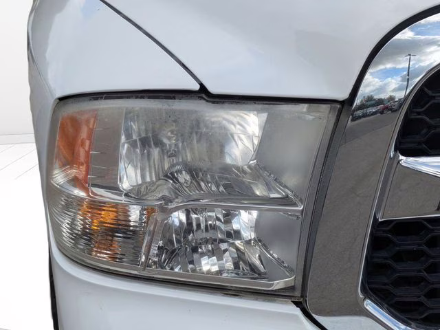 2019 Bright White Clearcoat Ram 1500 Classic Tradesman 4X4 Truck