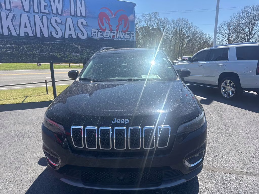 2022 Diamond Black Crystal Pearlcoat Jeep Cherokee Limited 4X4 SUV