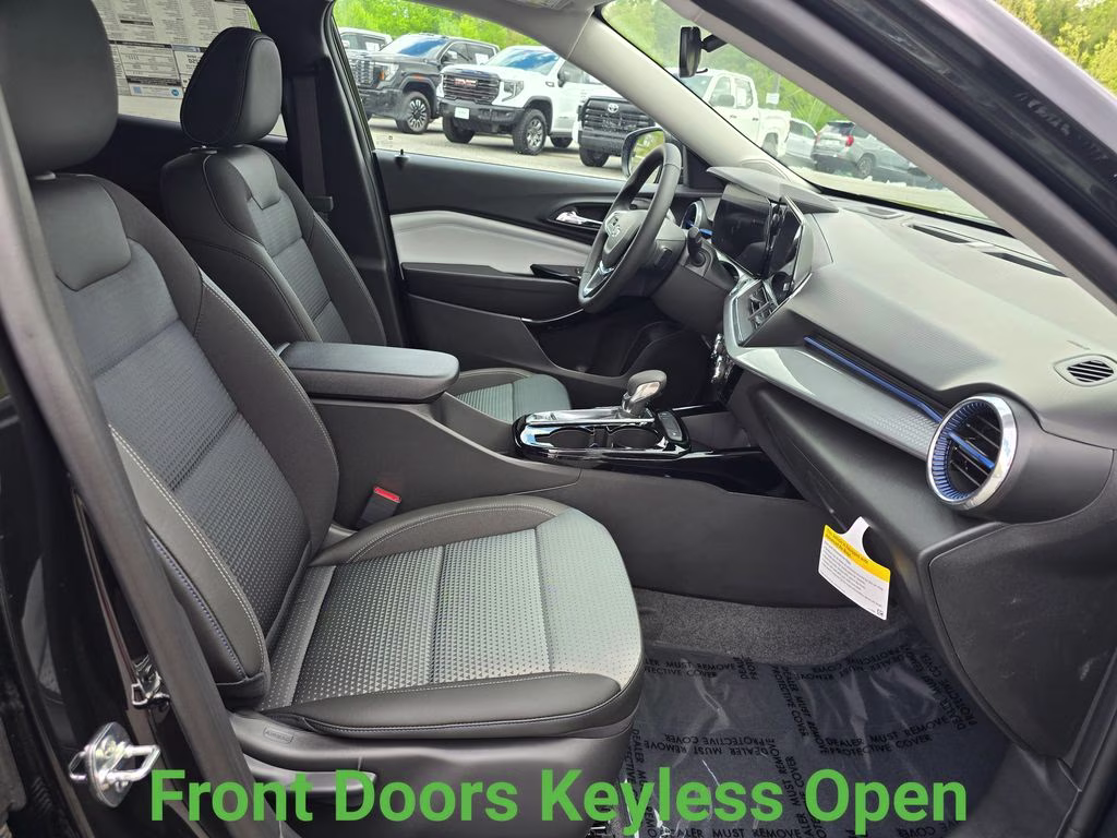 2026 Mosaic Black Metallic Chevrolet Trax LT FWD SUV