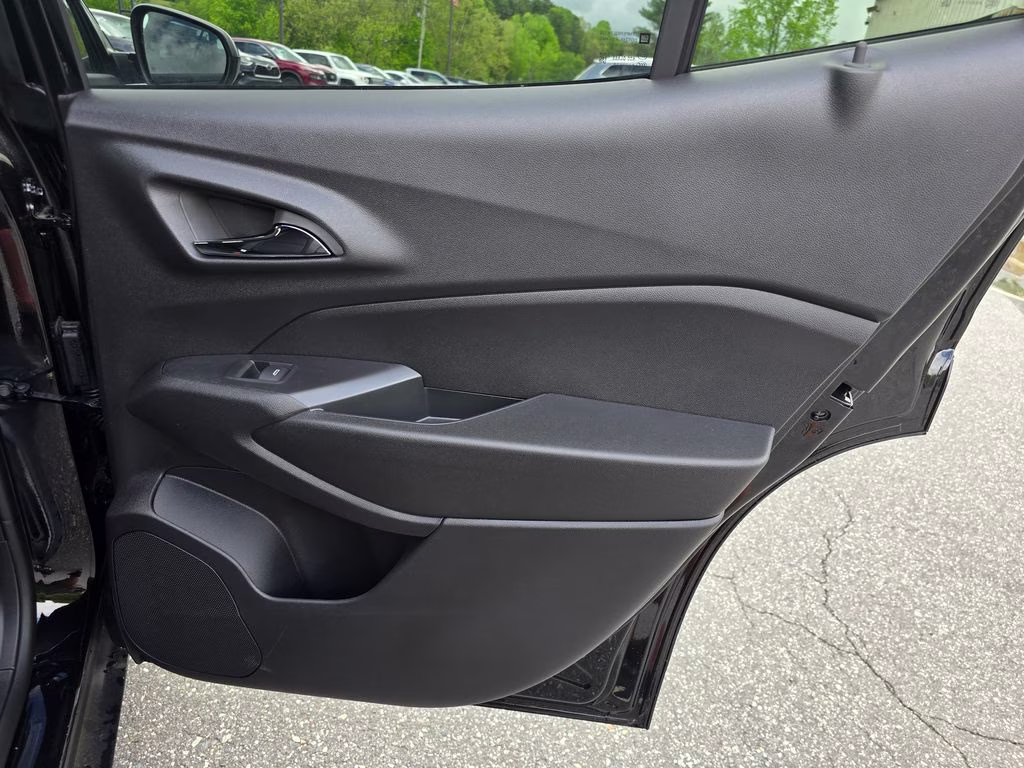 2026 Mosaic Black Metallic Chevrolet Trax LT FWD SUV