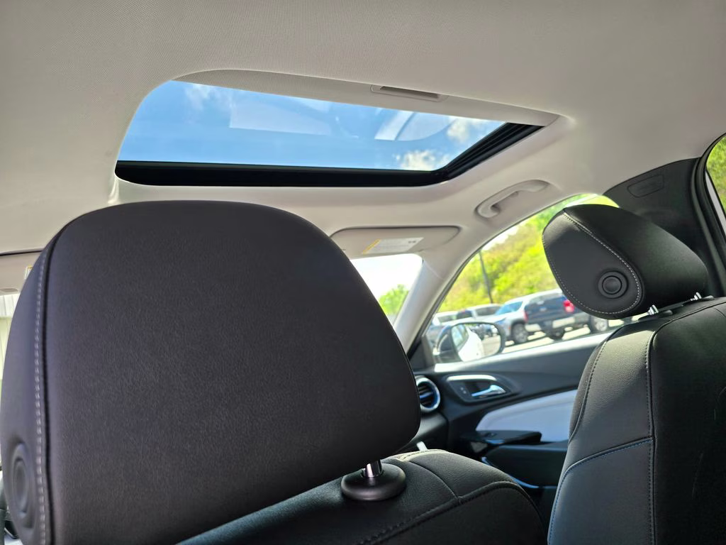 2026 Summit White Chevrolet Trax LT FWD SUV
