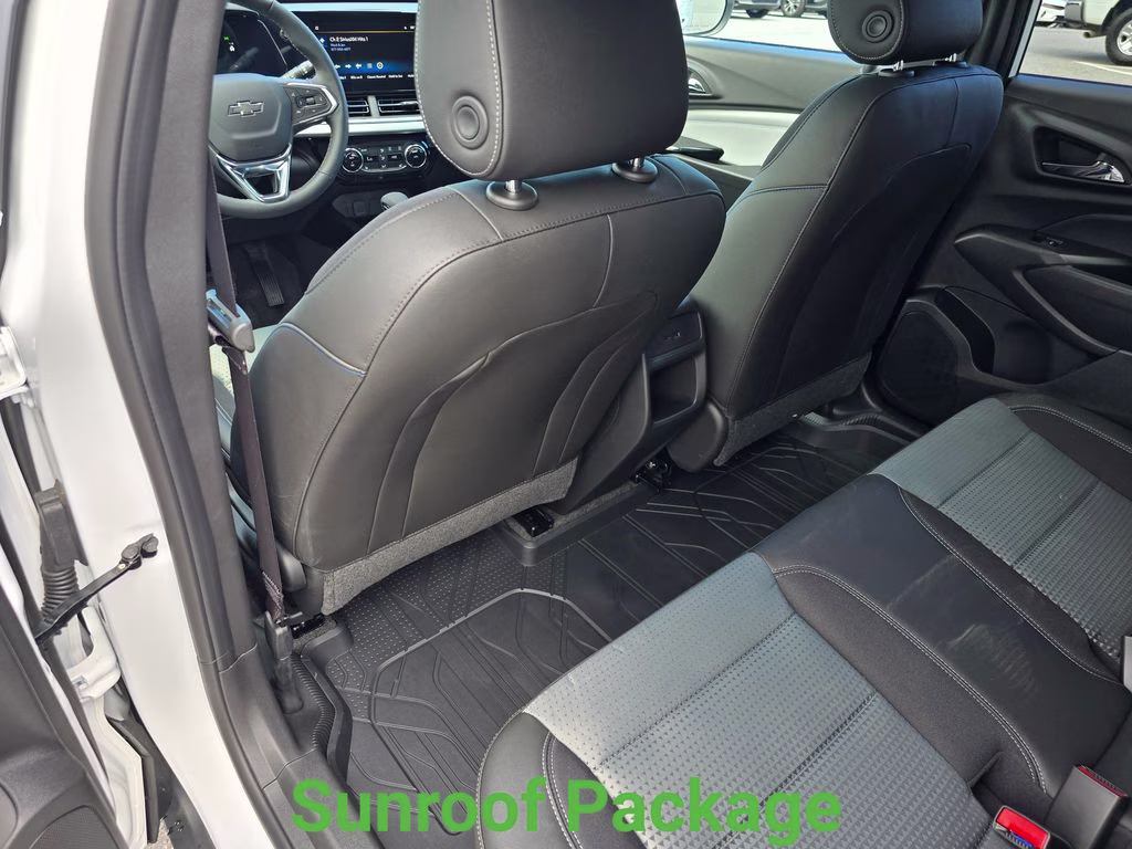 2026 Summit White Chevrolet Trax LT FWD SUV