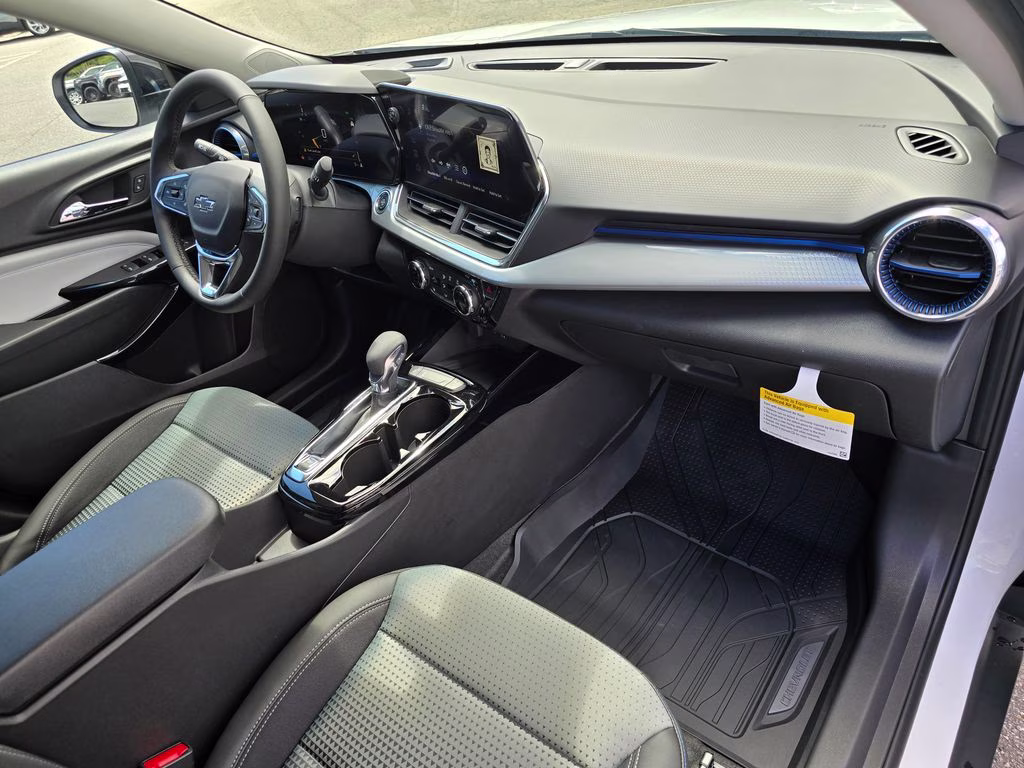 2026 Summit White Chevrolet Trax LT FWD SUV