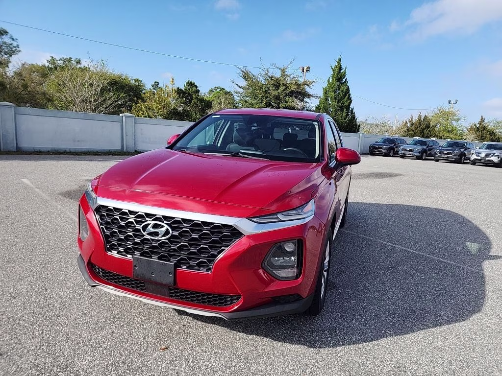2019 Hyundai Santa Fe SE 2.4's photo