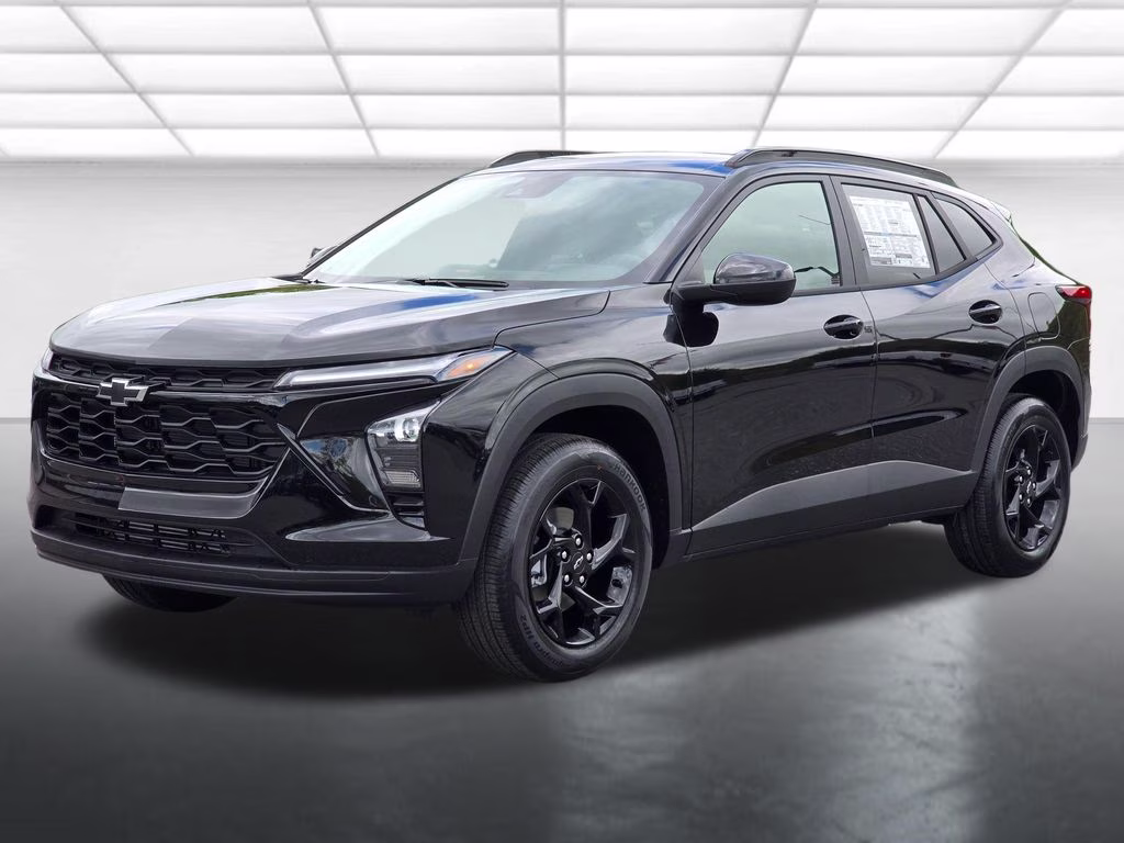 2026 Mosaic Black Metallic Chevrolet Trax LT FWD SUV