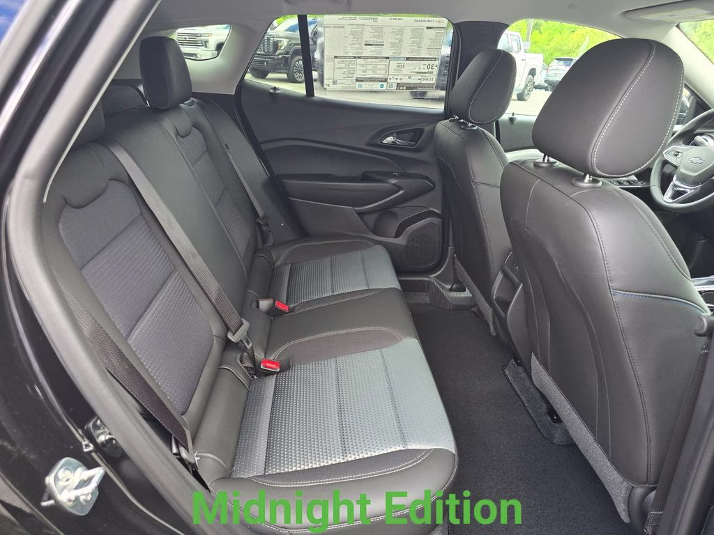 2026 Mosaic Black Metallic Chevrolet Trax LT FWD SUV