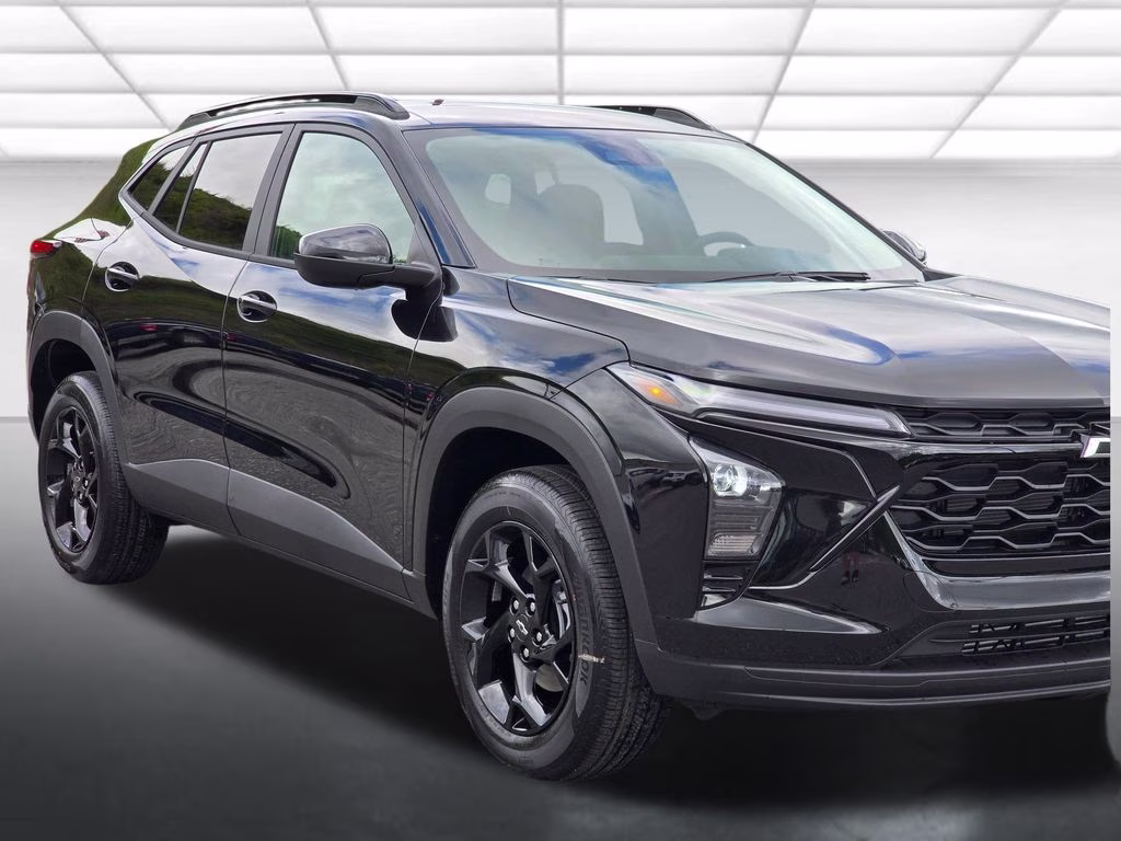 2026 Mosaic Black Metallic Chevrolet Trax LT FWD SUV