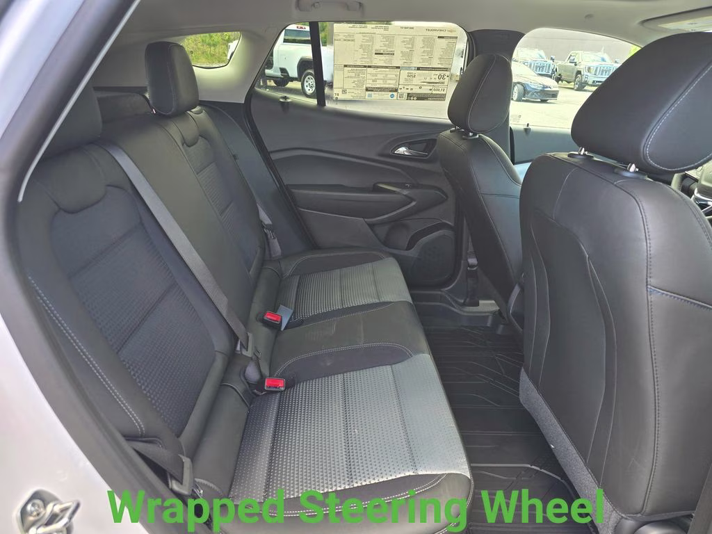 2026 Summit White Chevrolet Trax LT FWD SUV