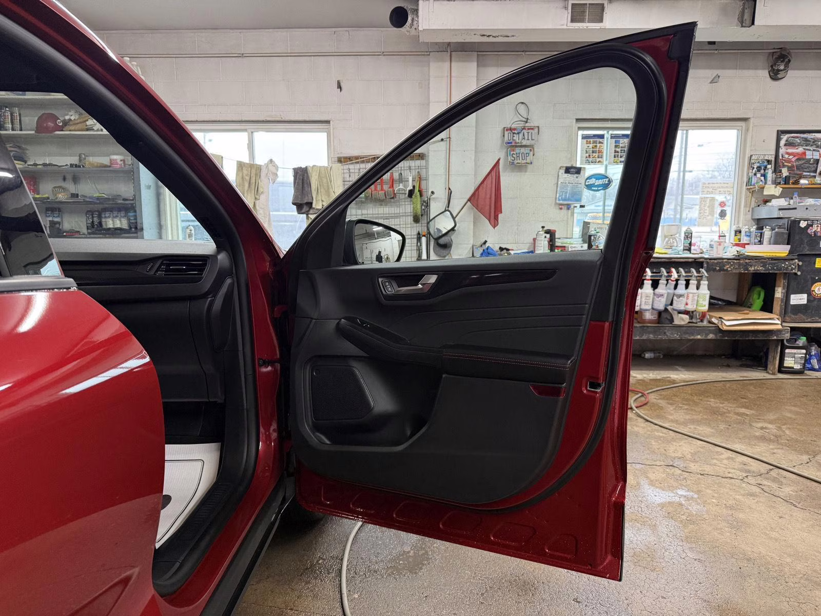 2026 Rapid Red Metallic Tinted Clearcoat Ford Escape ST-Line AWD SUV