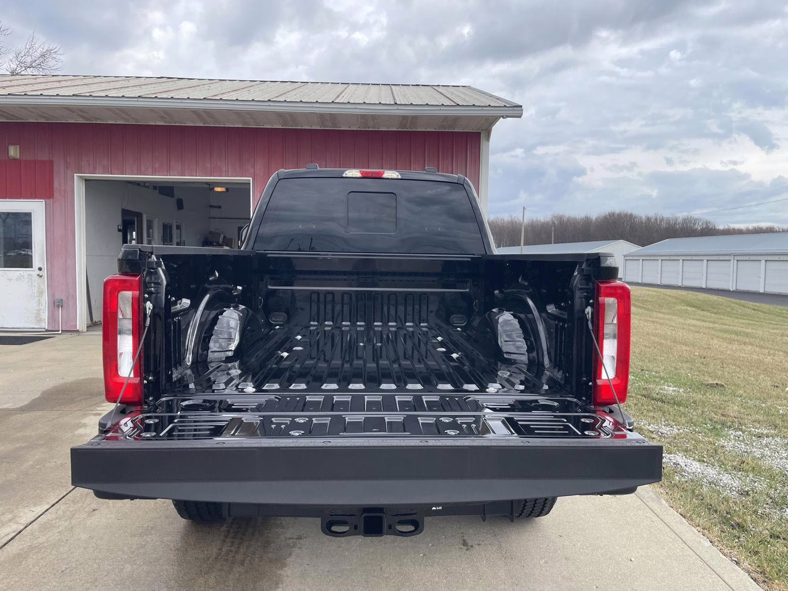 2026 Agate Black Ford Super Duty F-350 SRW XL 4X4 Truck