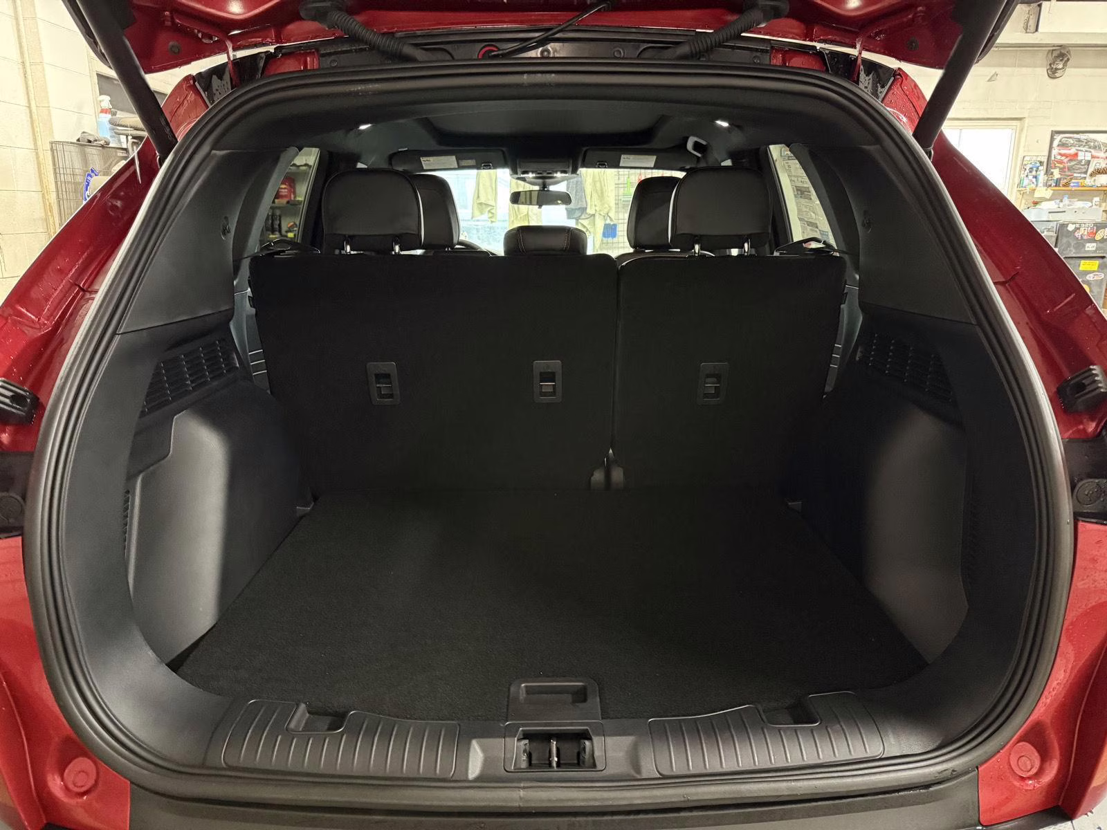 2026 Rapid Red Metallic Tinted Clearcoat Ford Escape ST-Line AWD SUV