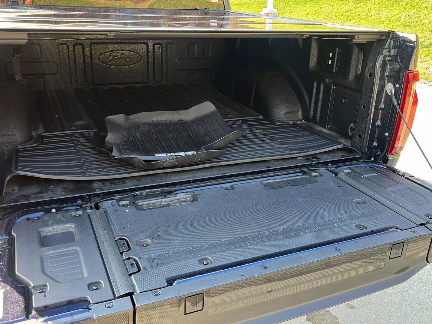 2025 Antimatter Blue Ford F-150 Platinum 4X4 Truck