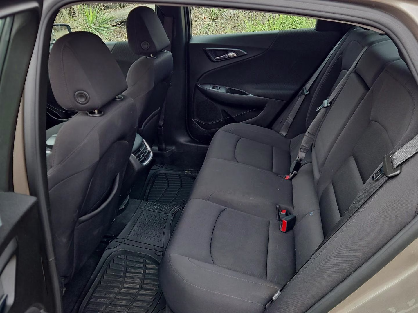 2022 Mineral Gray Metallic Chevrolet Malibu LT FWD Sedan