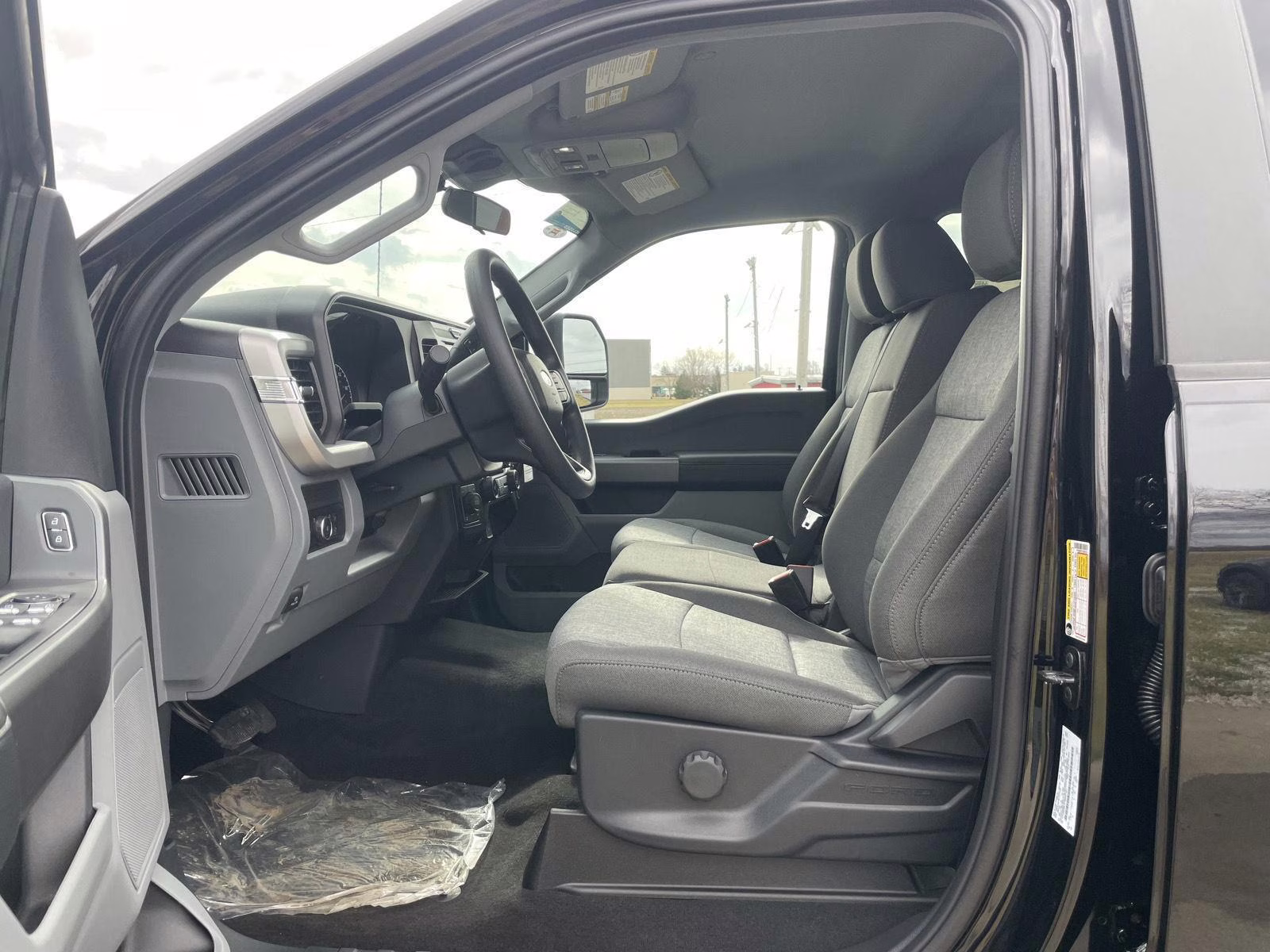 2026 Agate Black Ford Super Duty F-350 SRW XL 4X4 Truck