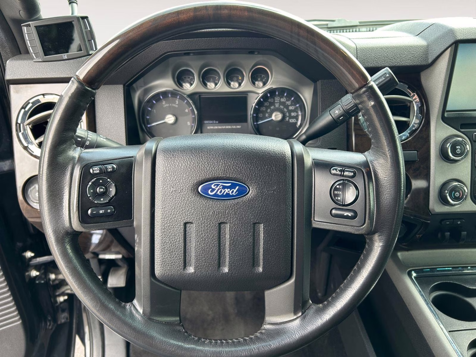 2016 Shadow Black Ford Super Duty F-350 SRW Lariat 4X4 Truck