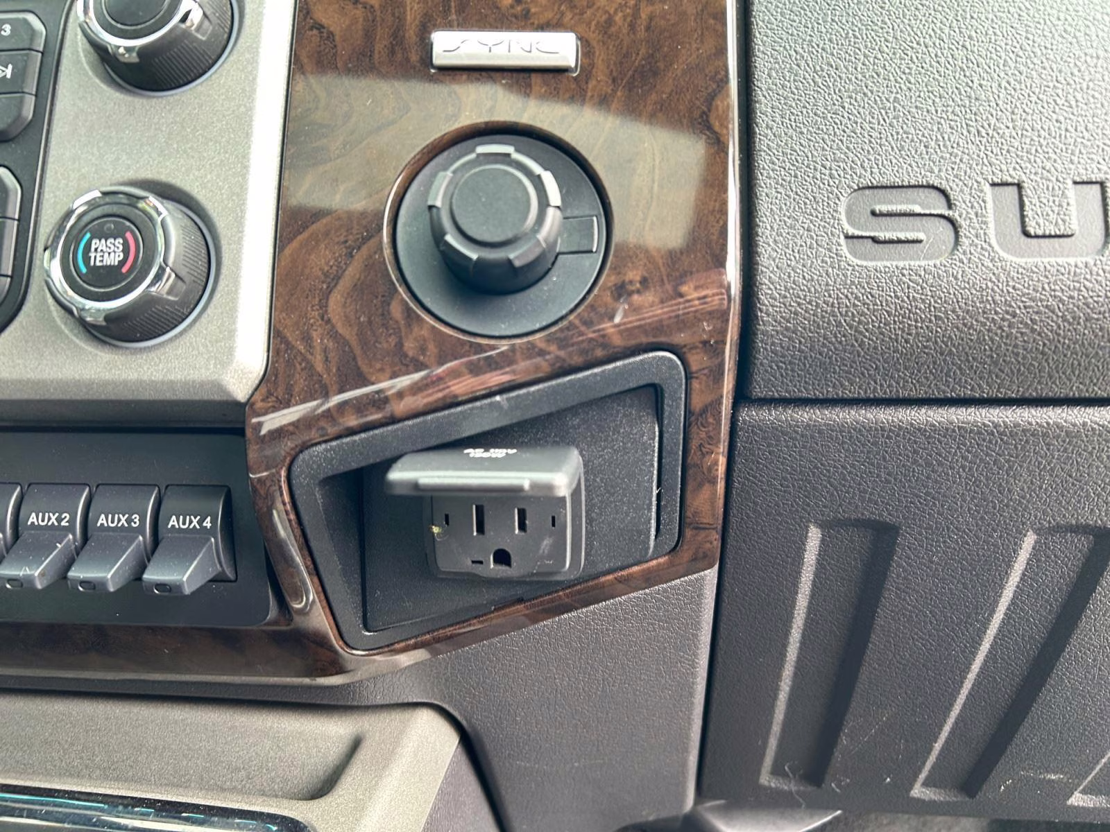 2016 Shadow Black Ford Super Duty F-350 SRW Lariat 4X4 Truck