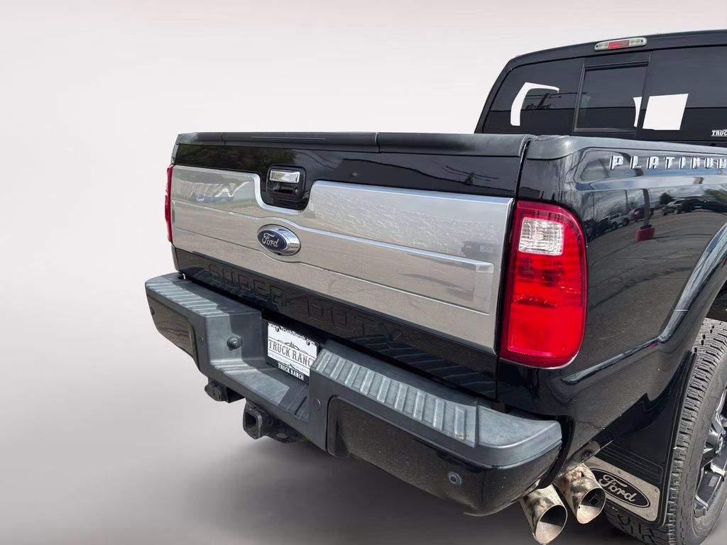 2016 Black Ford Super Duty F-350 SRW Platinum 4X4 Truck