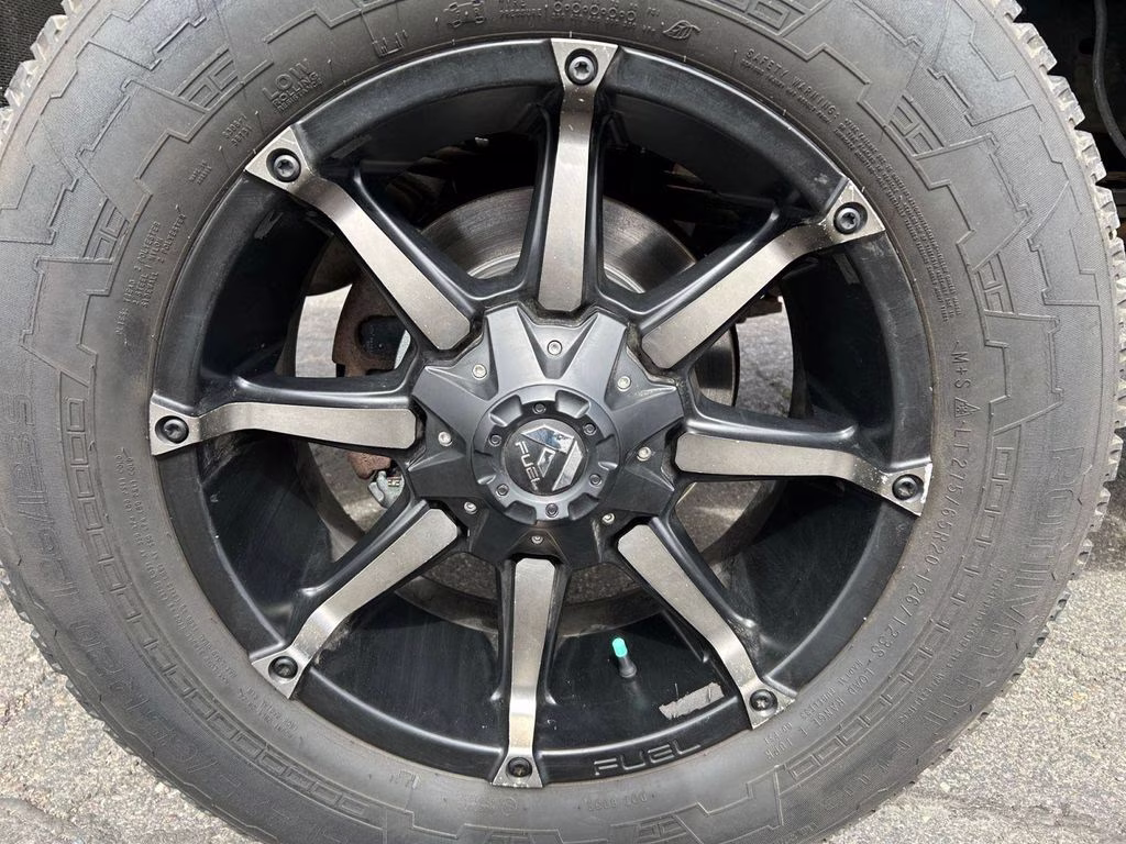 2016 Black Ford Super Duty F-350 SRW Platinum 4X4 Truck