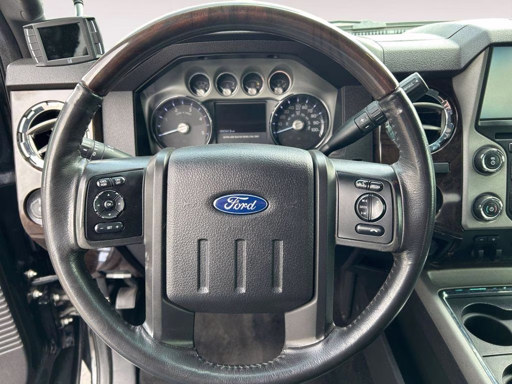 2016 Black Ford Super Duty F-350 SRW Platinum 4X4 Truck