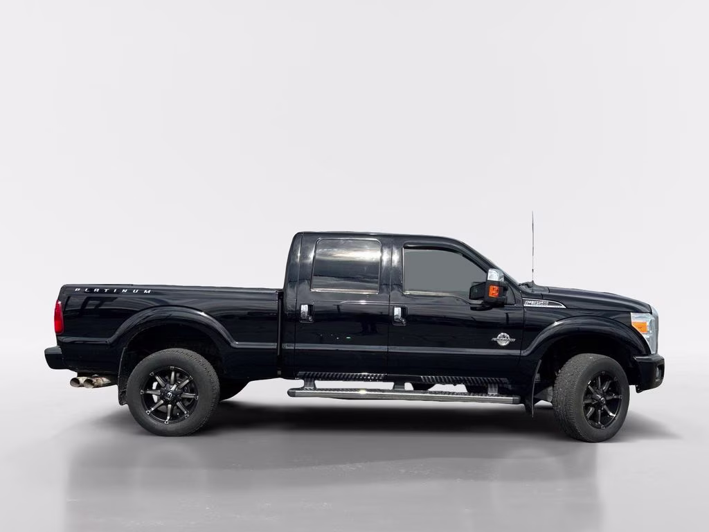 2016 Black Ford Super Duty F-350 SRW Platinum 4X4 Truck