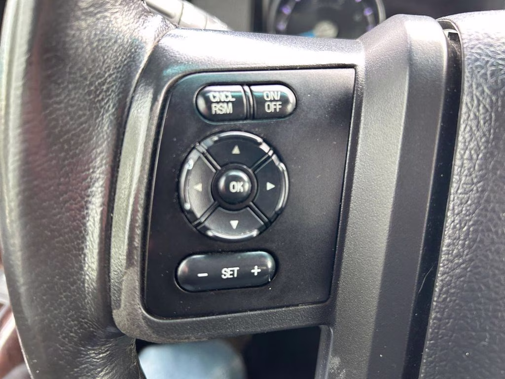 2016 Black Ford Super Duty F-350 SRW Platinum 4X4 Truck