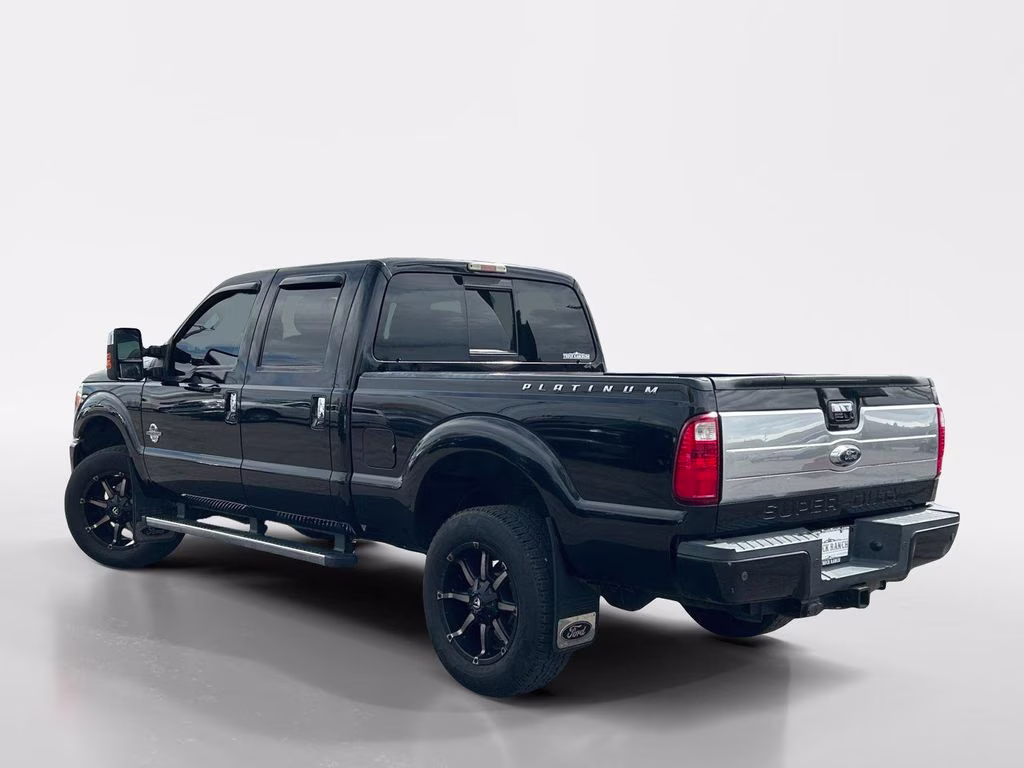 2016 Black Ford Super Duty F-350 SRW Platinum 4X4 Truck