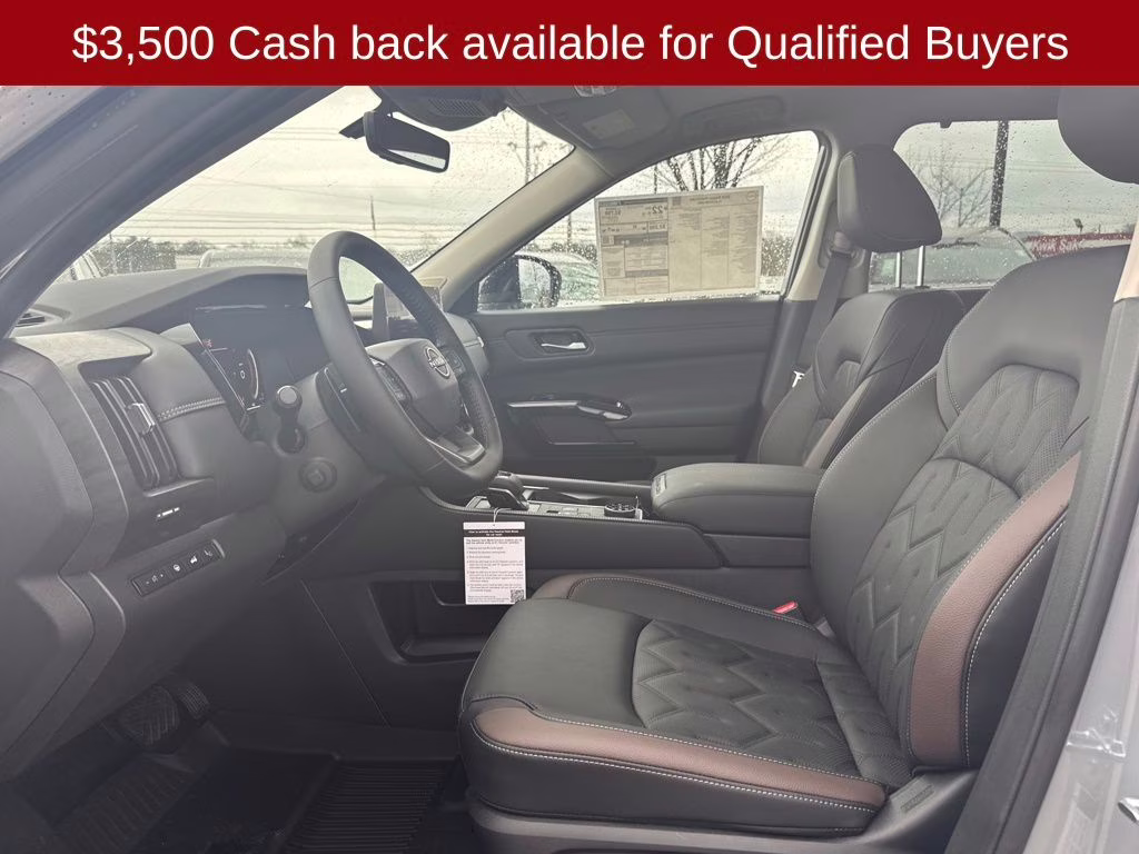 2026 Boulder Gray/Super Black Nissan Pathfinder Platinum 4X4 SUV