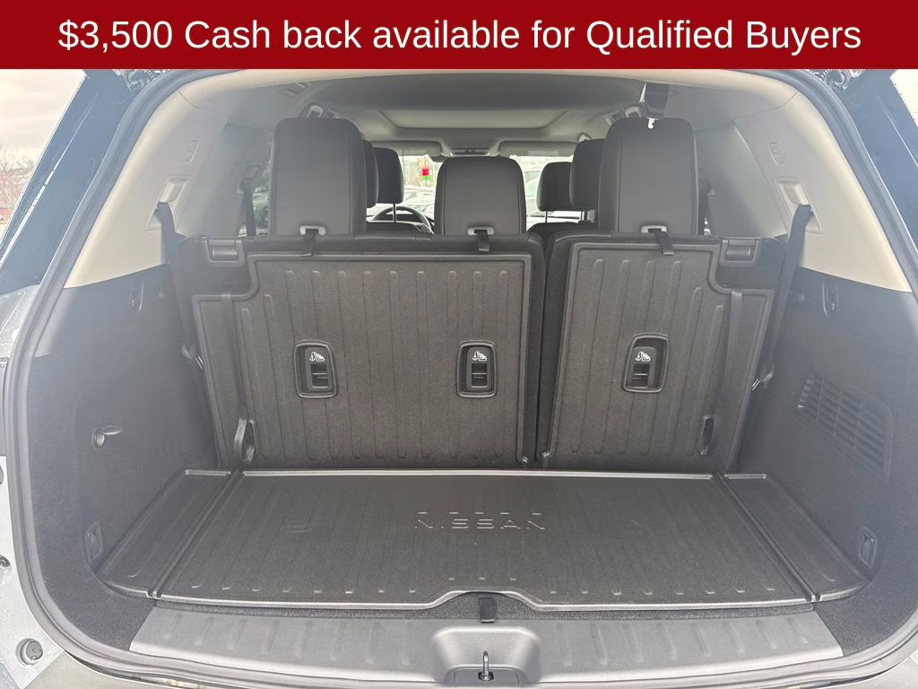 2026 Boulder Gray/Super Black Nissan Pathfinder Platinum 4X4 SUV