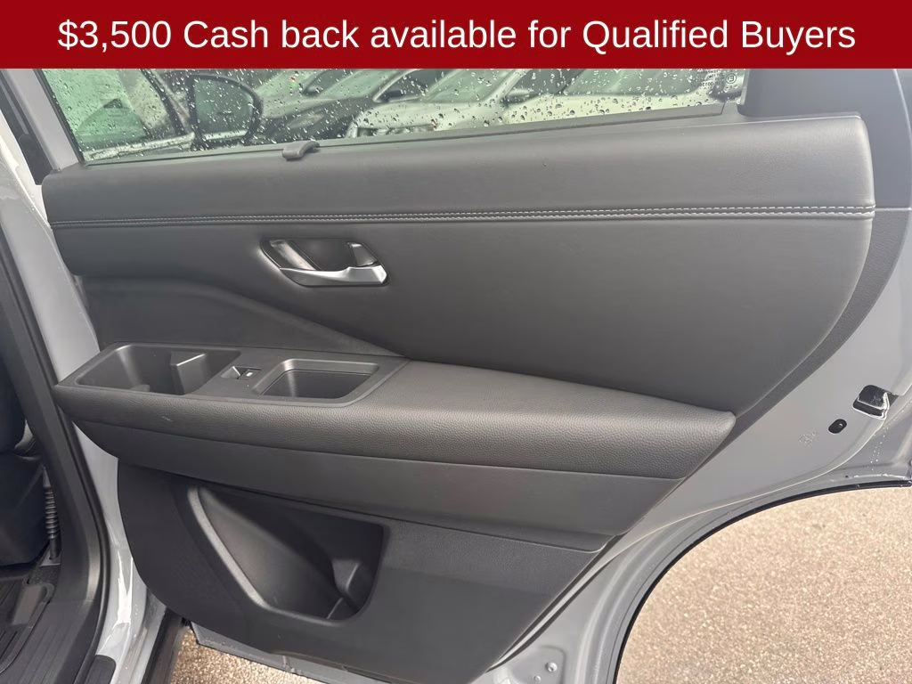 2026 Boulder Gray/Super Black Nissan Pathfinder Platinum 4X4 SUV